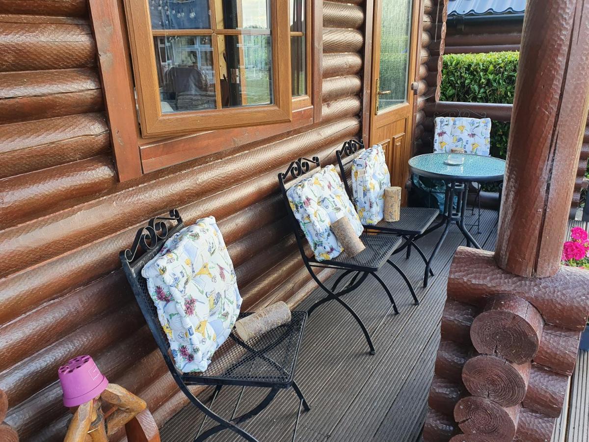 Cosy Countryside Log Cabin Κίλκενι Εξωτερικό φωτογραφία