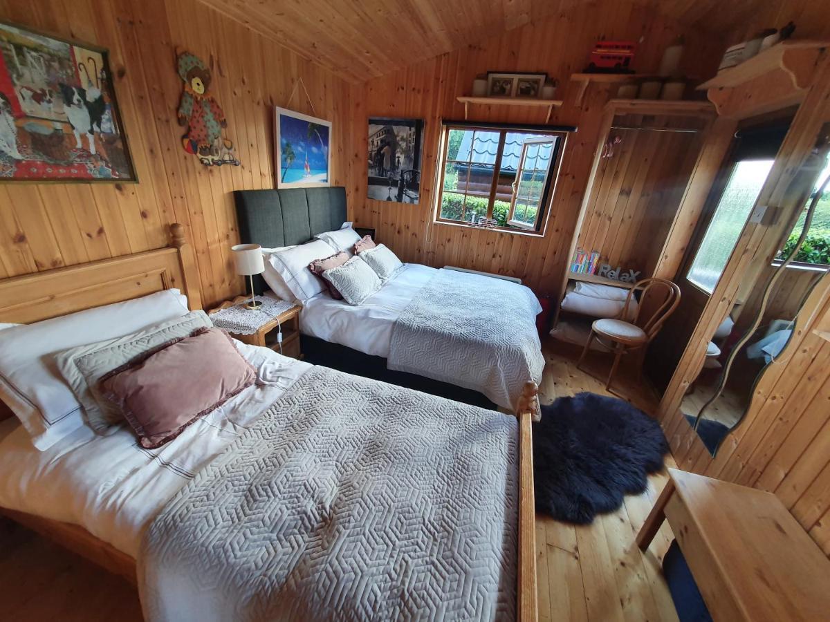 Cosy Countryside Log Cabin Κίλκενι Εξωτερικό φωτογραφία