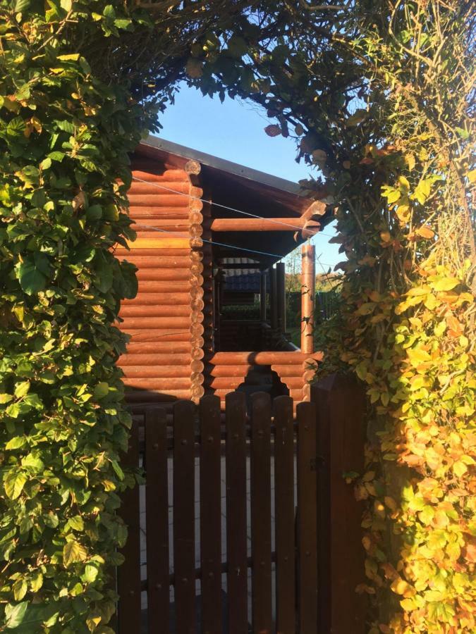 Cosy Countryside Log Cabin Κίλκενι Εξωτερικό φωτογραφία
